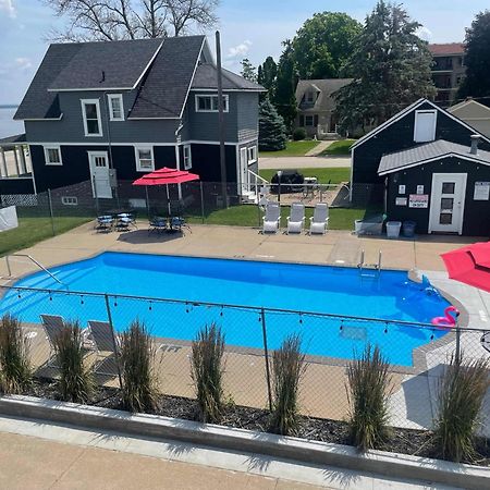 Double Room Lake City Luaran gambar